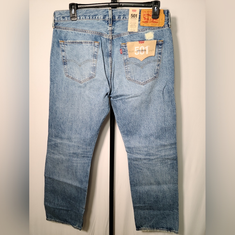 Levi's 501 Original Blue Jeans Men 36x30 NWT - Picture 2 of 3